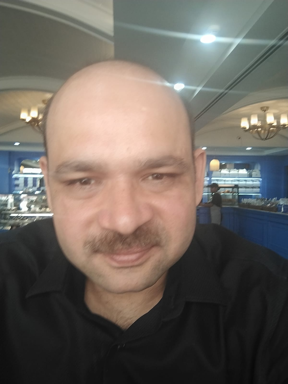 Lucknow travel meet-up point (cafe)