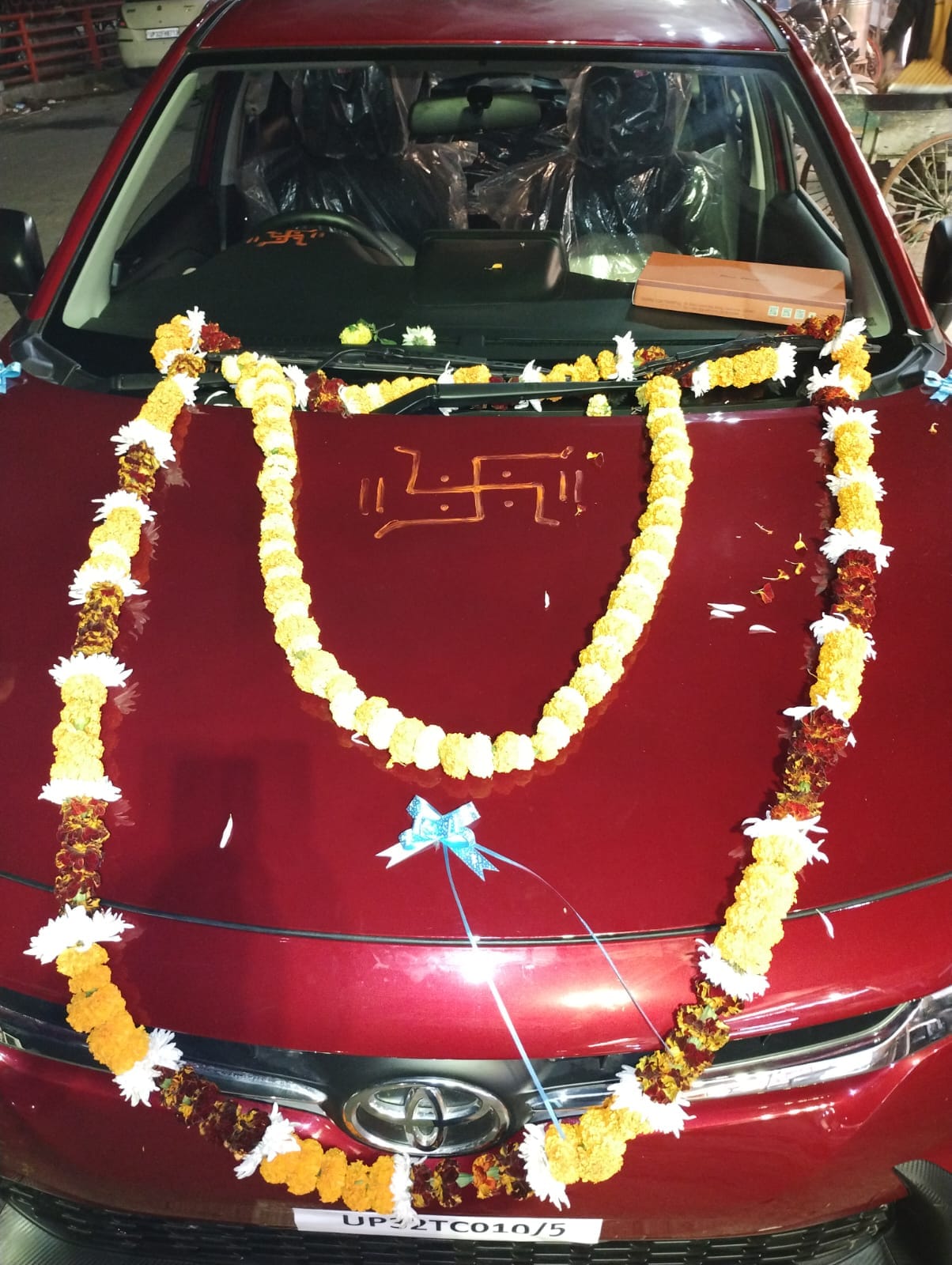 Lucknow Airport (Amausi/LKO) private car pickup